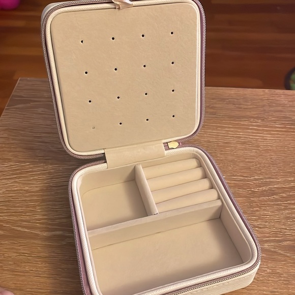 NWOT Travel Jewelry Case - Picture 3 of 7